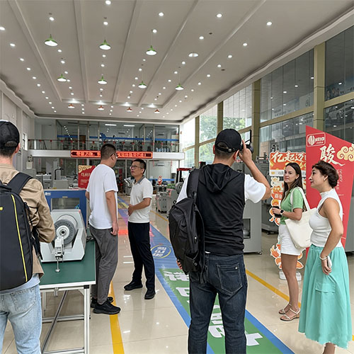 Russian customer delegation visits and inspects Nobadi to deepen cross-border cooperation in high-temperature thermal equipment